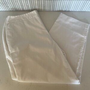 Pendleton Straight Leg, Flat Front ‎ Cropped White Pants,  Side Zipper, Size 14